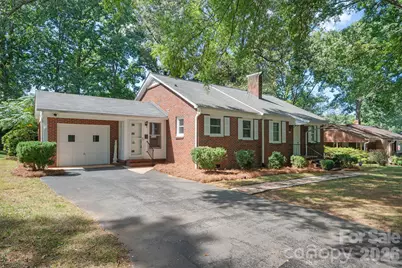 419 1st Avenue N, Conover, NC 28613 - Photo 1