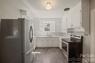 419 1st Ave N, Conover, NC 28613 - Photo 14