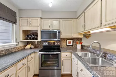2508 Stradbrook Drive #B, Charlotte, NC 28210 - Photo 8