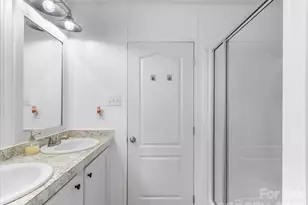 472 Laurel Heights Dr, Burnsville, NC 28714 - Photo 16