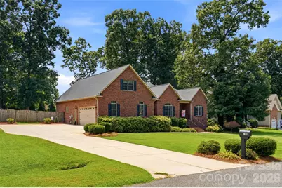 150 Saddlewood Lane, Statesville, NC 28625 - Photo 2