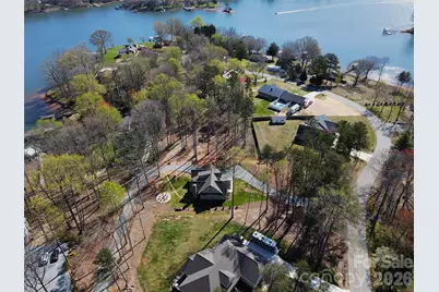 8320 Drena Drive, Sherrills Ford, NC 28673 - Photo 32