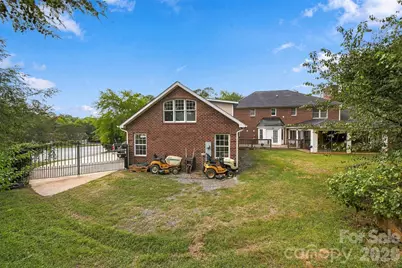 4131 Wandering Lane NE, Hickory, NC 28601 - Photo 42