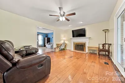 4131 Wandering Lane NE, Hickory, NC 28601 - Photo 6