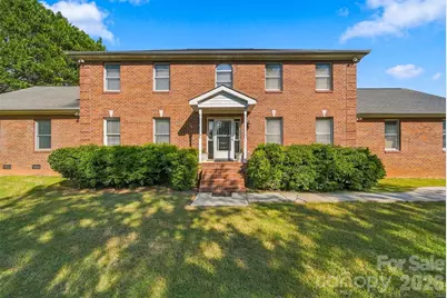 4131 Wandering Lane NE, Hickory, NC 28601 - Photo 2