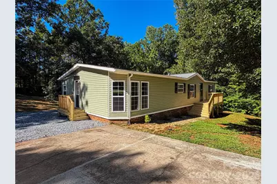 3363 Stony Brook Circle, Newton, NC 28658 - Photo 2