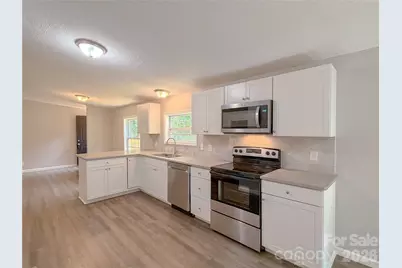 3363 Stony Brook Circle, Newton, NC 28658 - Photo 8