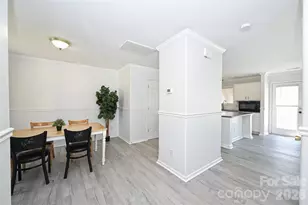 7310 Fig Ln, Charlotte, NC 28215 - Photo 10
