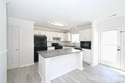 7310 Fig Lane, Charlotte, NC 28215 - Photo 6