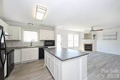 7310 Fig Lane, Charlotte, NC 28215 - Photo 8