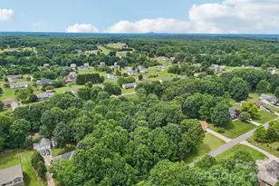 250 Rumple Hill Dr, Statesville, NC 28677 - Photo 38