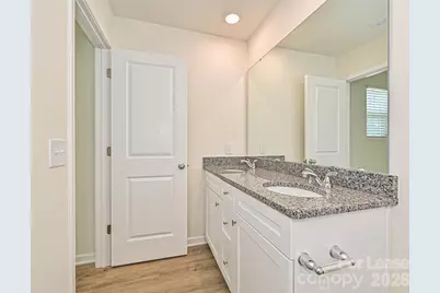 1725 E Cloaninger Avenue #B, Statesville, NC 28625 - Photo 16