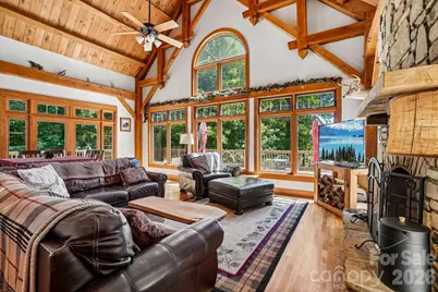 2705 Sand Branch Road, Black Mountain, NC 28711 - Photo 6