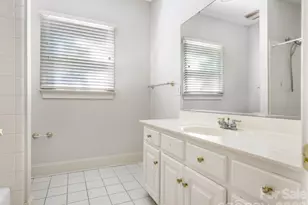 1105 Randolph Oaks Ct, Charlotte, NC 28211 - Photo 30