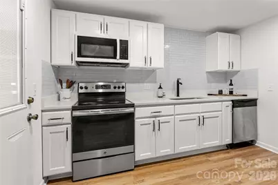 8424 Othello Place, Charlotte, NC 28227 - Photo 10