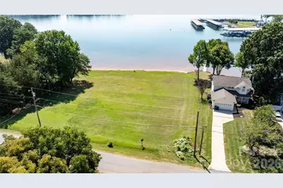 104 Commodore Loop, Mooresville, NC 28117 - Photo 6