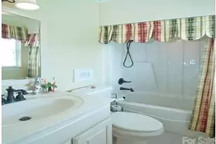 122 Upper Oak Dr, Statesville, NC 28625 - Photo 10