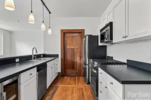 55 1/2 Haywood St, Asheville, NC 28801 - Photo 14