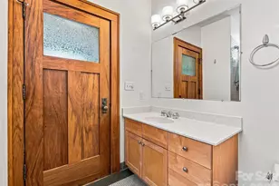 55 1/2 Haywood St, Asheville, NC 28801 - Photo 20