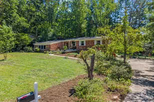 21 Sleepy Hollow Dr, Asheville, NC 28805 - Photo 2
