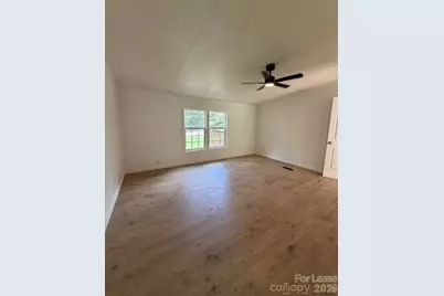 5180 Branchside Drive, Granite Falls, NC 28630 - Photo 2
