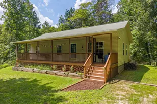 33 E H Bailey Rd, Bryson City, NC 28713 - Photo 2