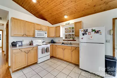 33 E H Bailey Road, Bryson City, NC 28713 - Photo 14