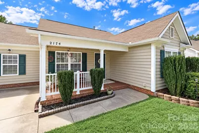 2174 Wexford Way, Statesville, NC 28625 - Photo 2