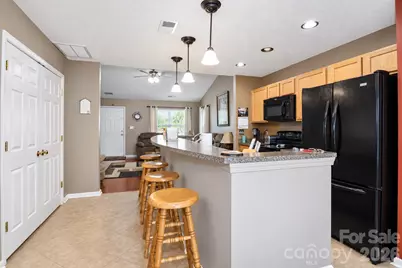 2174 Wexford Way, Statesville, NC 28625 - Photo 10