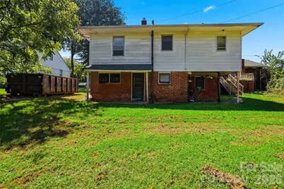 512 1st Street W, Conover, NC 28613 - Photo 8
