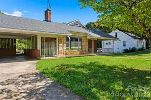 512 1st St W, Conover, NC 28613 - Photo 1