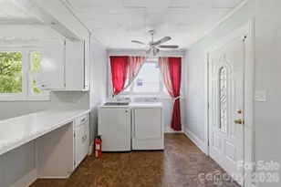 512 1st St W, Conover, NC 28613 - Photo 28