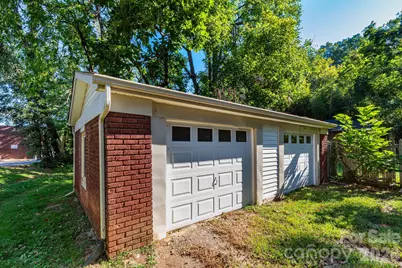 16 Gracelyn Road, Asheville, NC 28804 - Photo 12