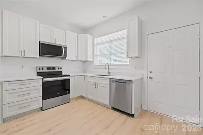 105 Woodsong Lane, Mooresville, NC 28117 - Photo 2