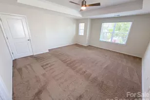 5015 Sea Cliff Ln, Lancaster, SC 29720 - Photo 4