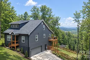 71 View Ridge Pkwy, Leicester, NC 28748 - Photo 2