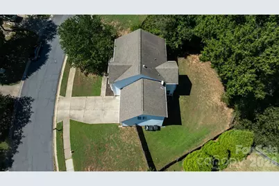 13910 Hatton Cross Drive, Charlotte, NC 28278 - Photo 32