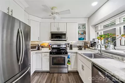 13 Llama Vista Court, Black Mountain, NC 28711 - Photo 10
