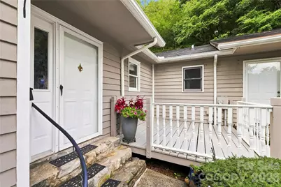 13 Llama Vista Court, Black Mountain, NC 28711 - Photo 4