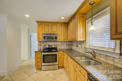 448 N Summit Avenue, Charlotte, NC 28216 - Photo 14