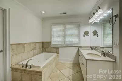 448 N Summit Avenue, Charlotte, NC 28216 - Photo 34