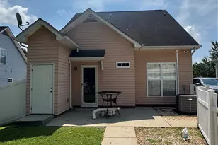 2008 Golden Ridge Ln, Charlotte, NC 28208 - Photo 16