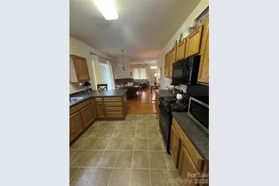 2008 Golden Ridge Lane, Charlotte, NC 28208 - Photo 6