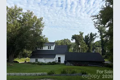 11 Republic Street, Great Falls, SC 29055 - Photo 2