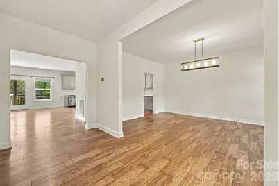 68 Rock View Court, Hendersonville, NC 28739 - Photo 2