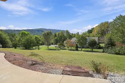 68 Rock View Court, Hendersonville, NC 28739 - Photo 38