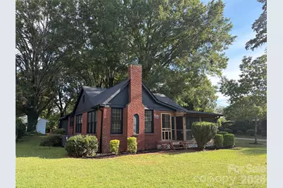 1175 Mecklenburg Highway, Mooresville, NC 28115 - Photo 1