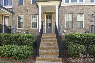 5026 Harrowsmith Lane, Charlotte, NC 28204 - Photo 2