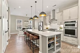 5026 Harrowsmith Ln, Charlotte, NC 28204 - Photo 12