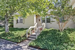3001 St Augustine Pl, Asheville, NC 28805 - Photo 1
